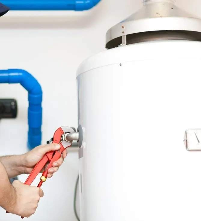 Hot water tank installation